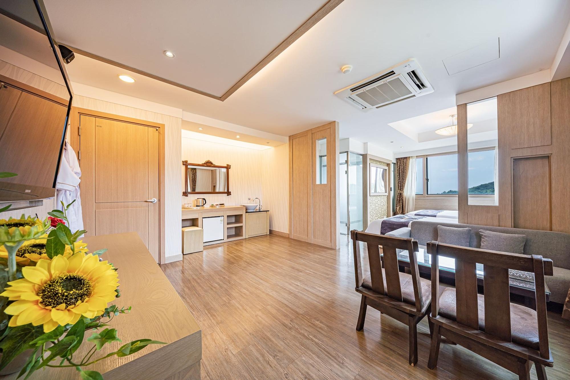 Incheon Prince Hotel מראה חיצוני תמונה