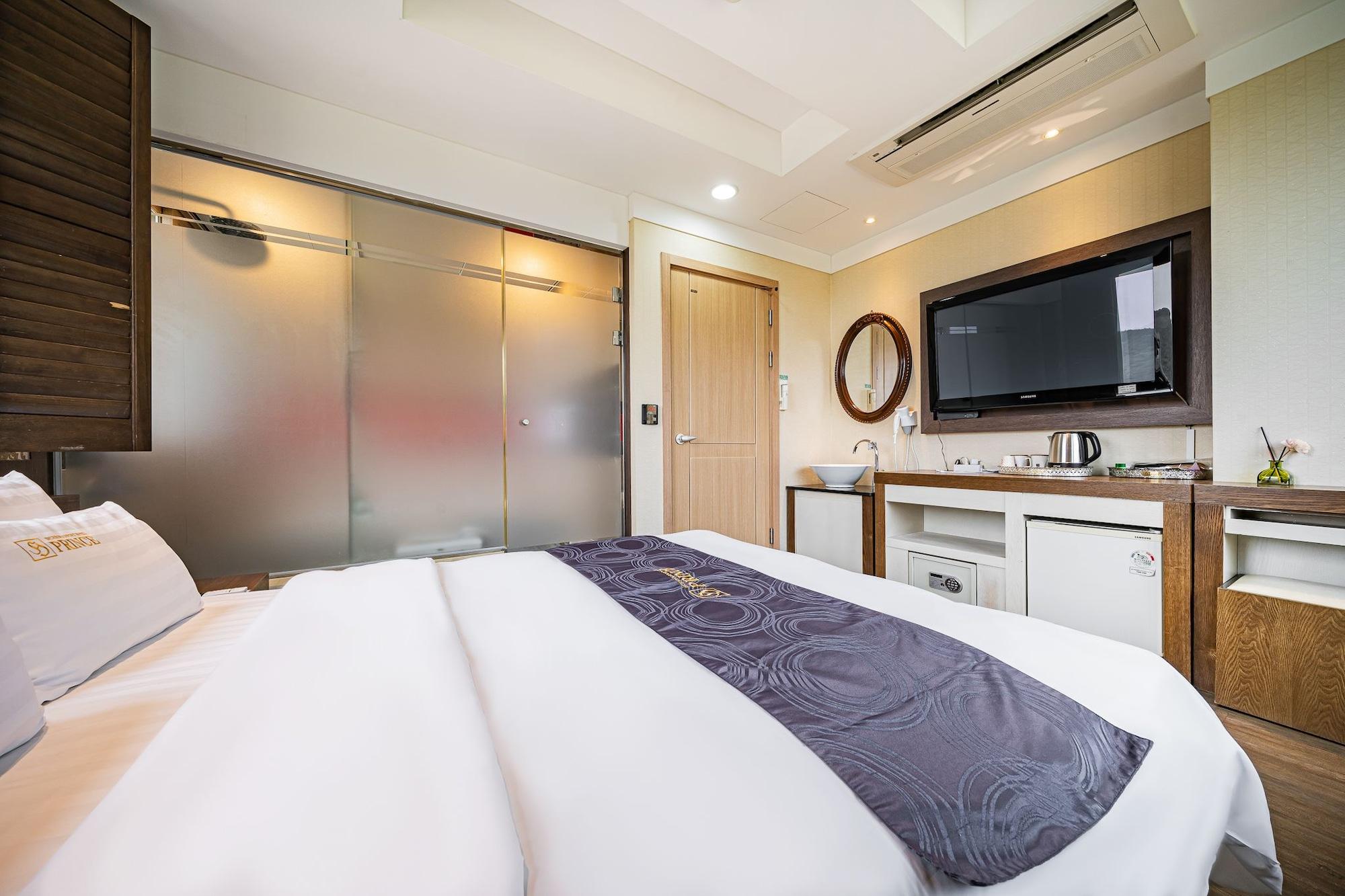 Incheon Prince Hotel מראה חיצוני תמונה